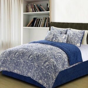 Valentina Blue and White Duvet Cover Set